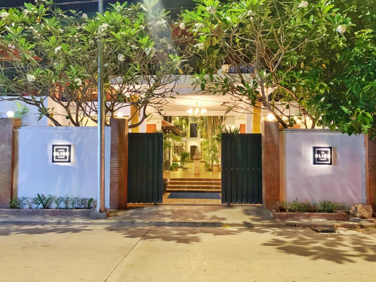 The Bliss Angkor Hotel Siem Reap Exterior foto